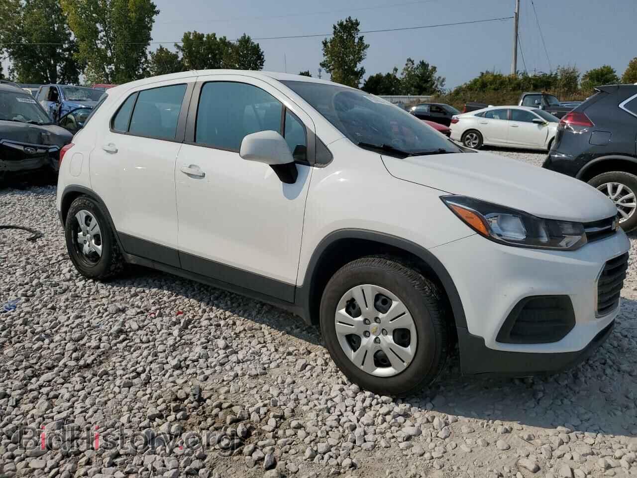 2018 CHEVROLET TRAX - VIN: 3GNCJKSB9JL345253 - Фото 4
