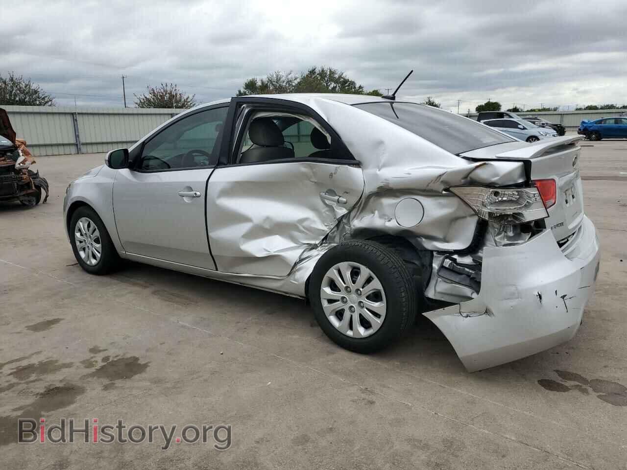 2013 KIA FORTE - VIN: KNAFU4A22D5732948 - Фото 2