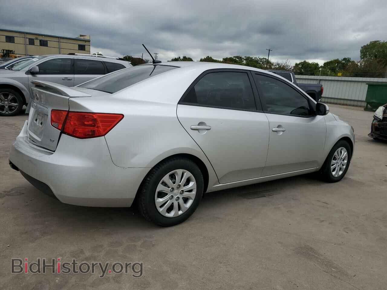 2013 KIA FORTE - VIN: KNAFU4A22D5732948 - Фото 3