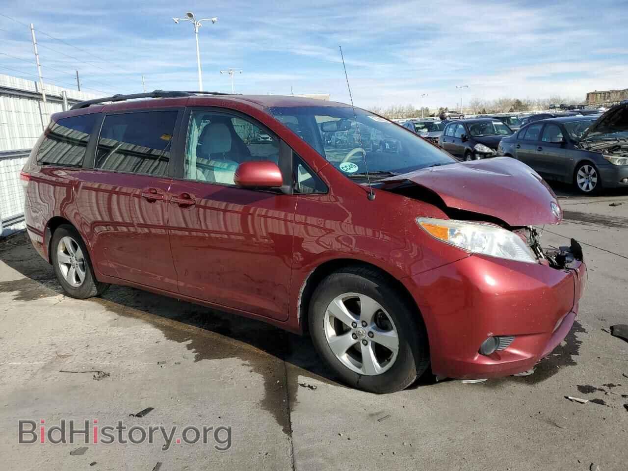 2012 TOYOTA SIENNA - VIN: 5TDKK3DC2CS256571 - Фото 4