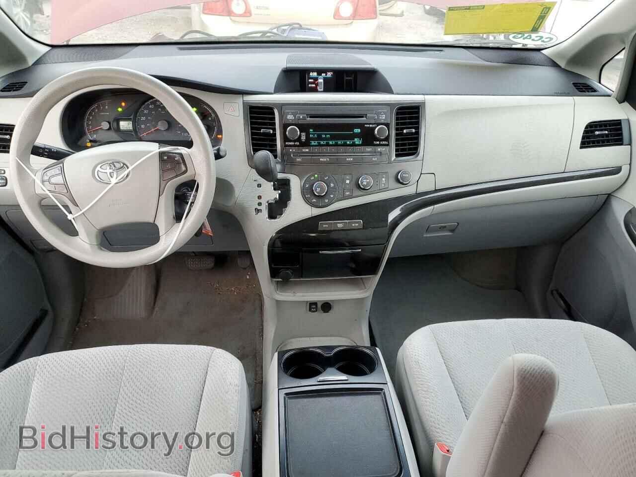 2012 TOYOTA SIENNA - VIN: 5TDKK3DC2CS256571 - Фото 8