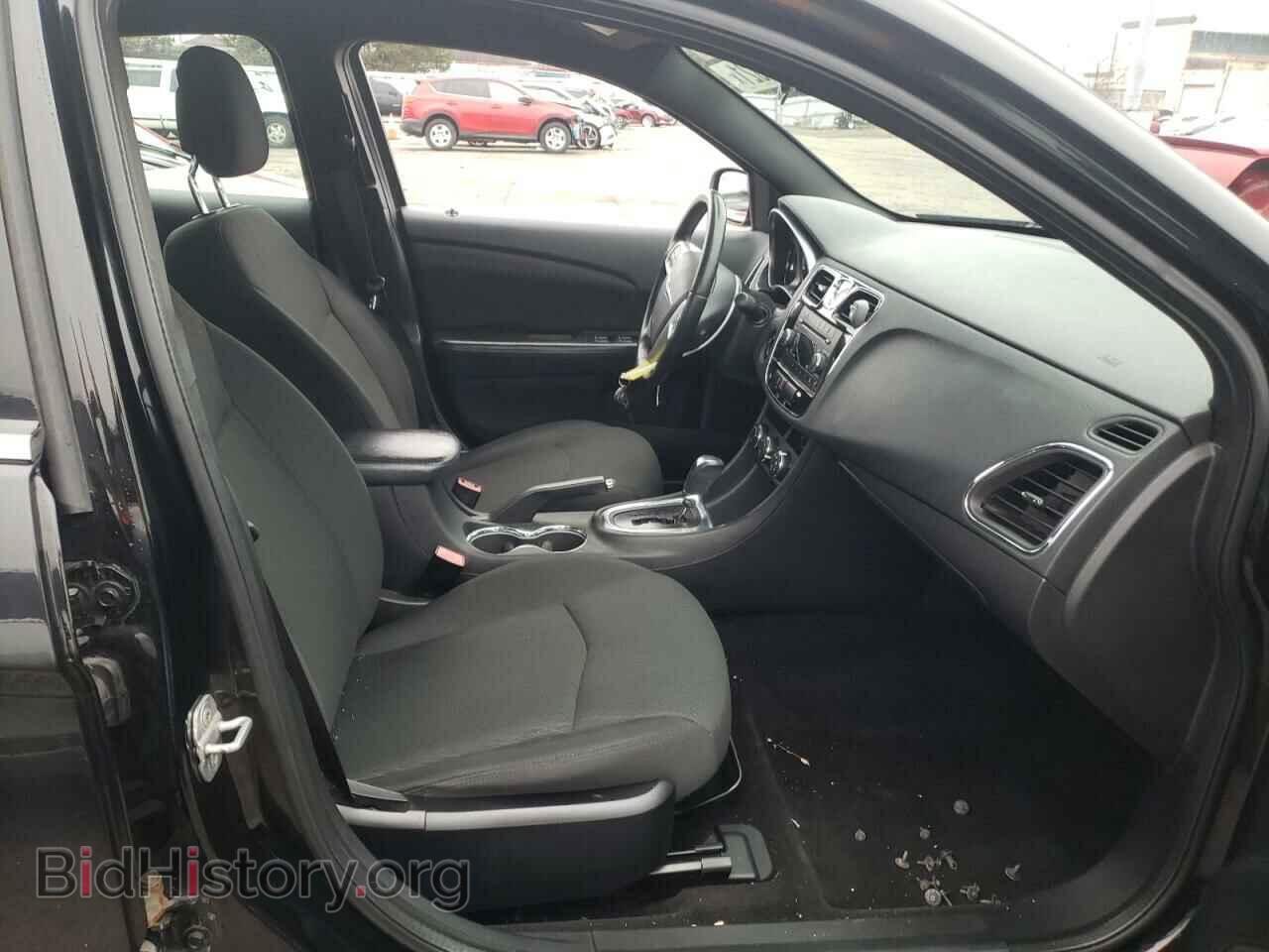2011 CHRYSLER 200 - VIN: 1C3BC1FB1BN623409 - Фото 5
