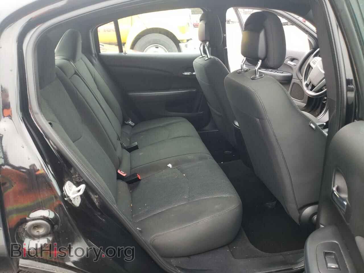 2011 CHRYSLER 200 - VIN: 1C3BC1FB1BN623409 - Фото 6