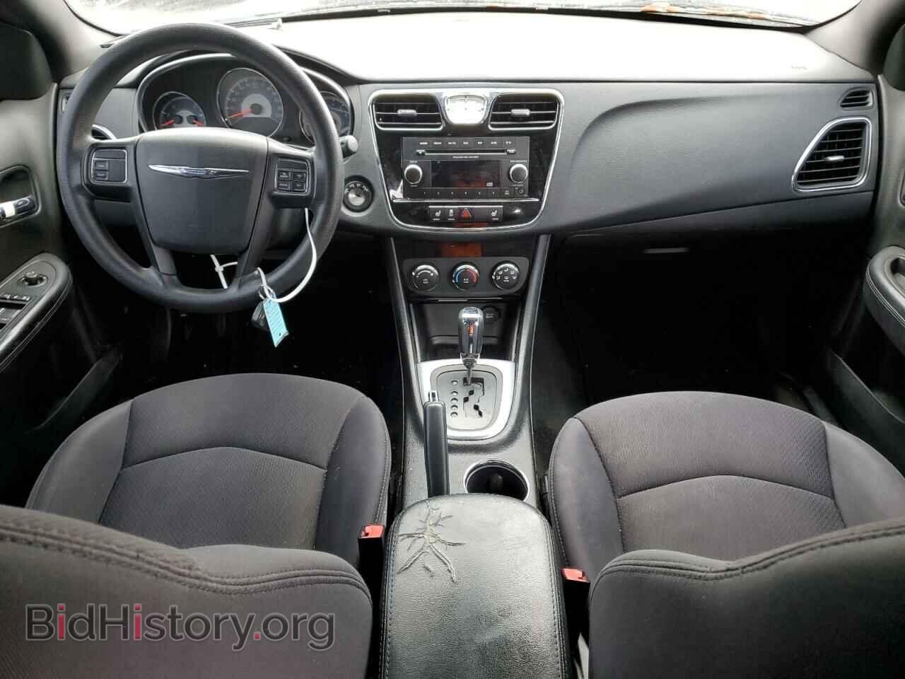 2012 CHRYSLER 200 - VIN: 1C3CCBAG2CN246233 - Фото 8