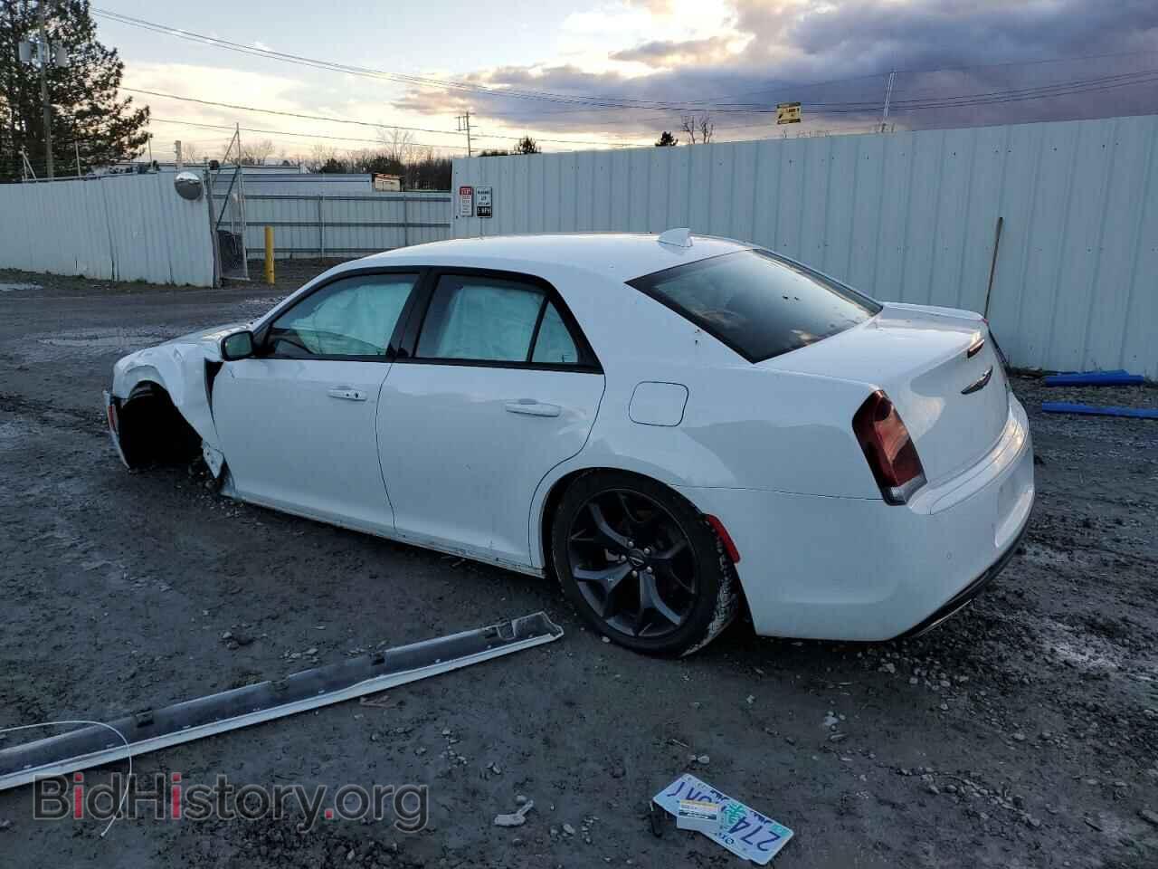 2021 CHRYSLER 300 - VIN: 2C3CCABG7MH589008 - Фото 2
