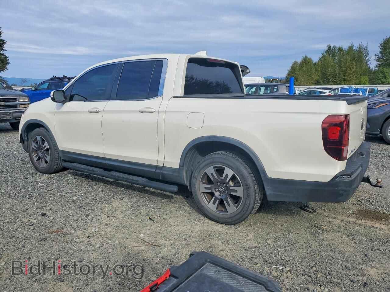 2017 HONDA RIDGELINE - VIN: 5FPYK2F52HB010853 - Photo 2