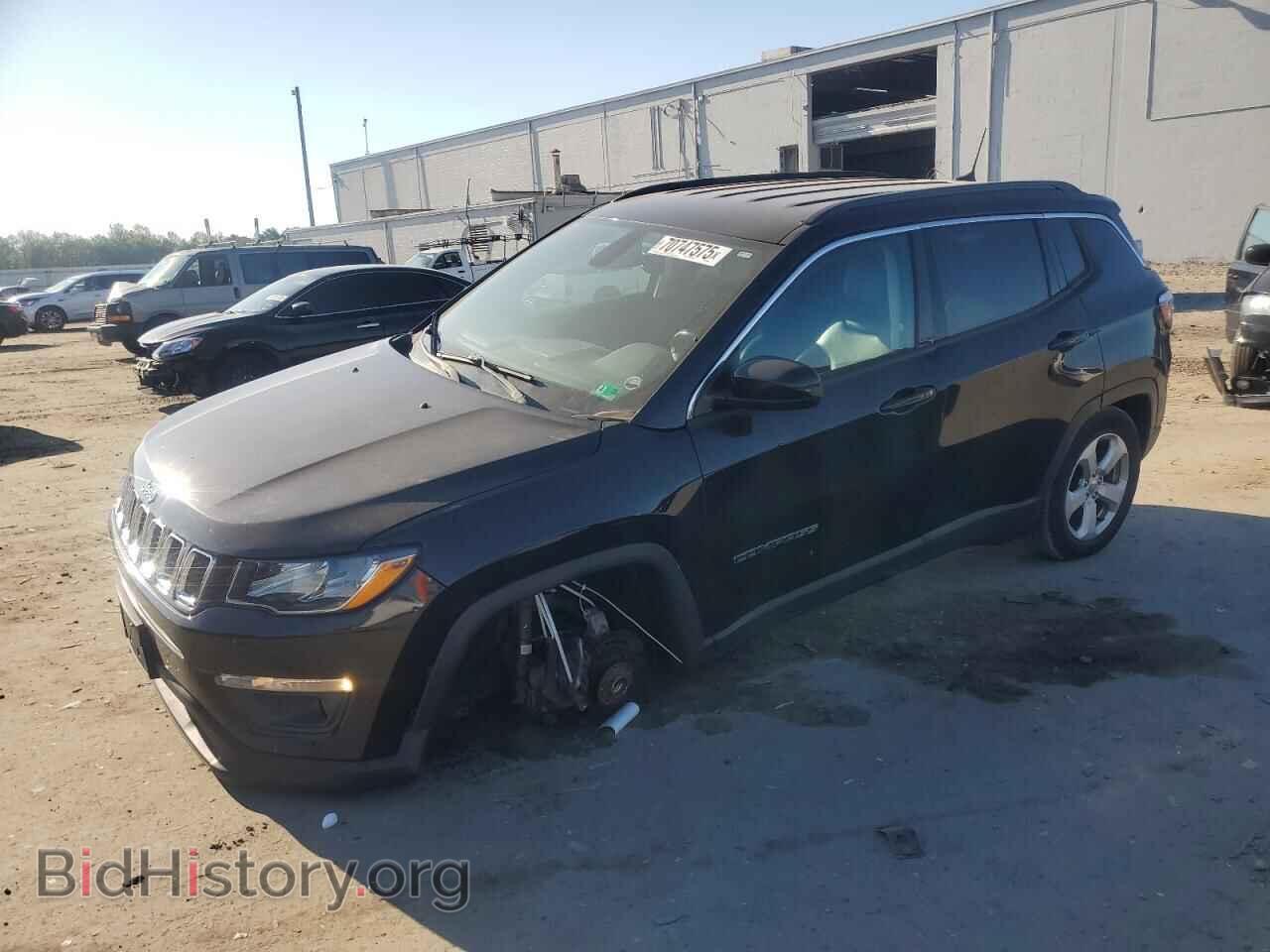 Photo 3C4NJDBB8HT660911 - JEEP COMPASS 2017
