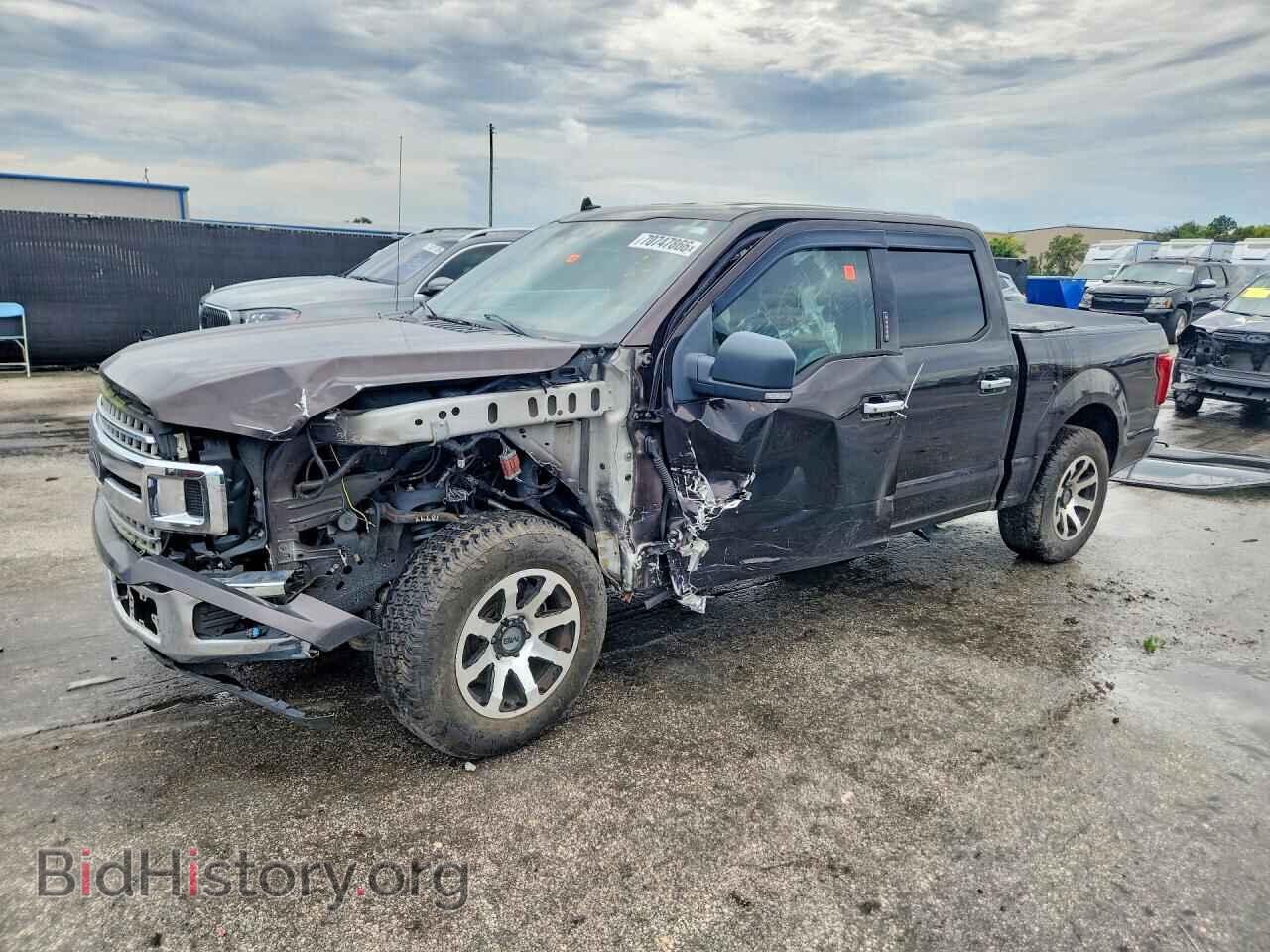 2019 Ford F150 Supercrew (VIN 1FTEW1CP8KFA92834) — фото 1 из 13, Copart, повреждение: бок
