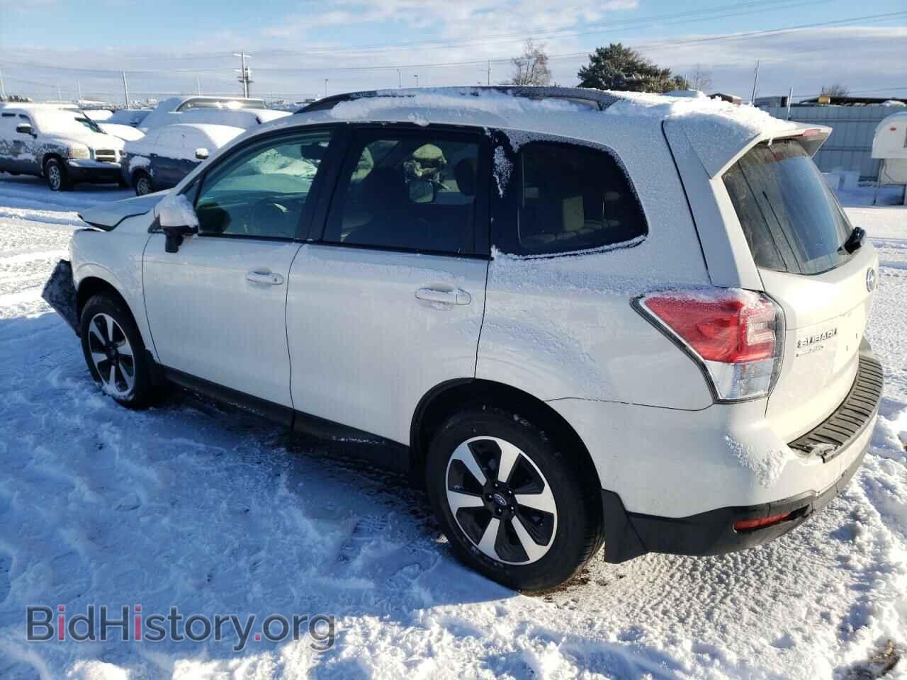 2017 SUBARU FORESTER - VIN: JF2SJAEC5HH487211 - Фото 2