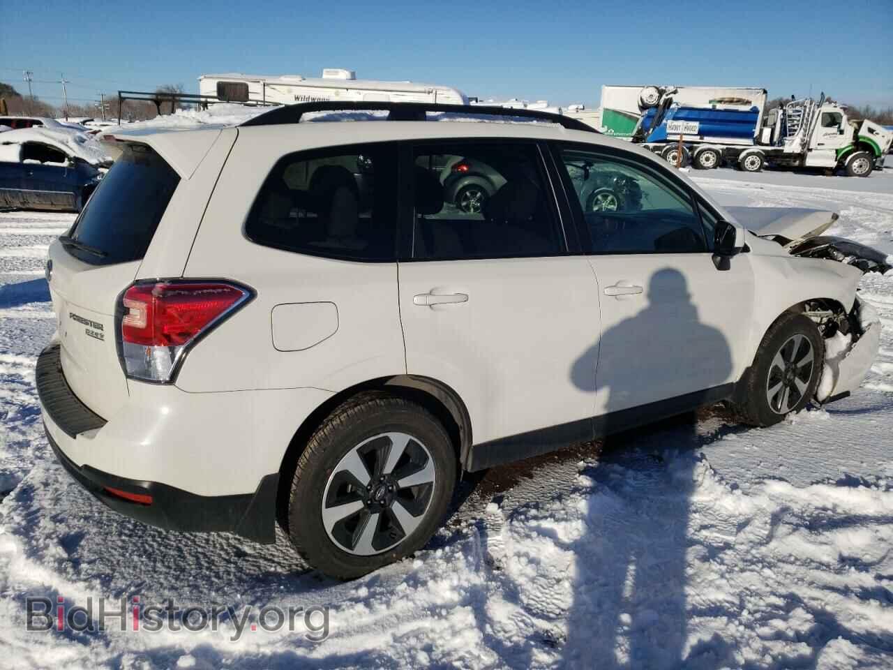 2017 SUBARU FORESTER - VIN: JF2SJAEC5HH487211 - Фото 3