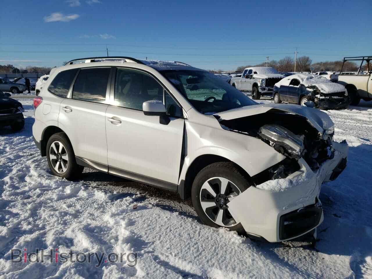 2017 SUBARU FORESTER - VIN: JF2SJAEC5HH487211 - Фото 4