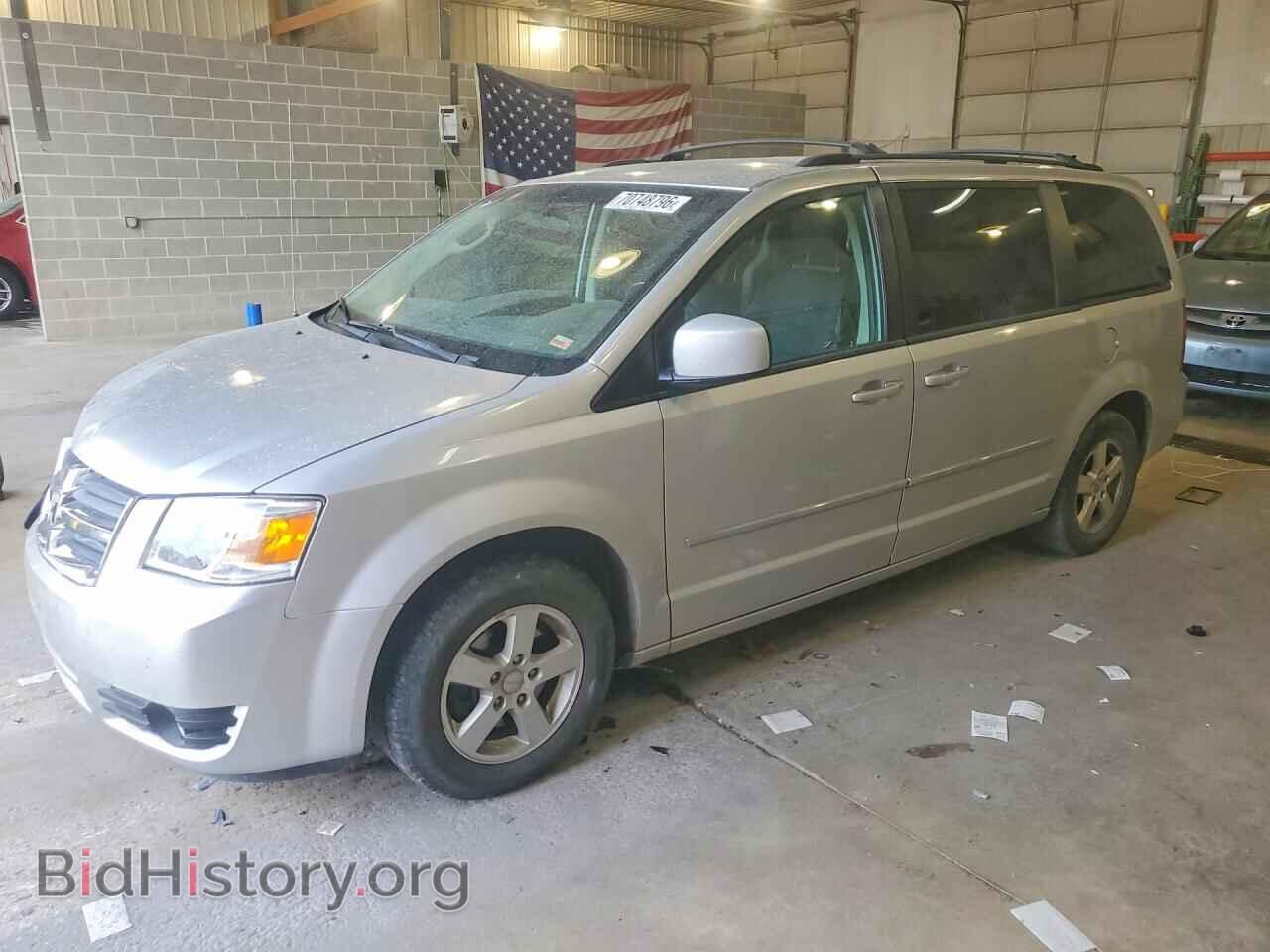 Photo 2D4RN5D17AR215930 - DODGE CARAVAN 2010