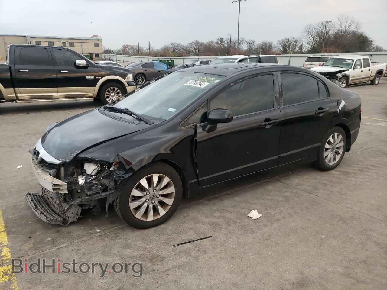Photo 19XFA1F87BE010805 - HONDA CIVIC 2011
