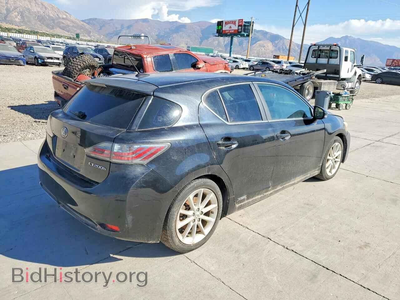 2011 LEXUS CT 200 - VIN: JTHKD5BH6B2030560 - Photo 3
