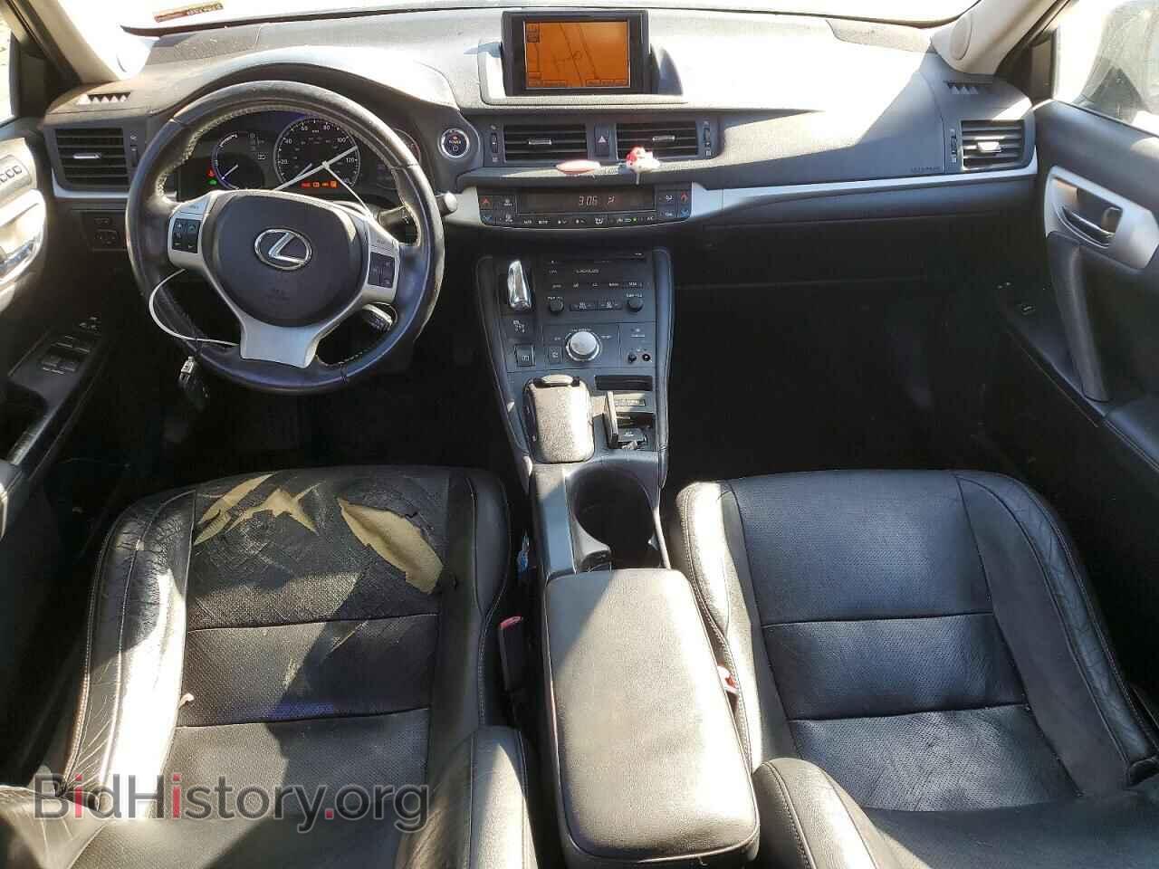2011 LEXUS CT 200 - VIN: JTHKD5BH6B2030560 - Photo 8
