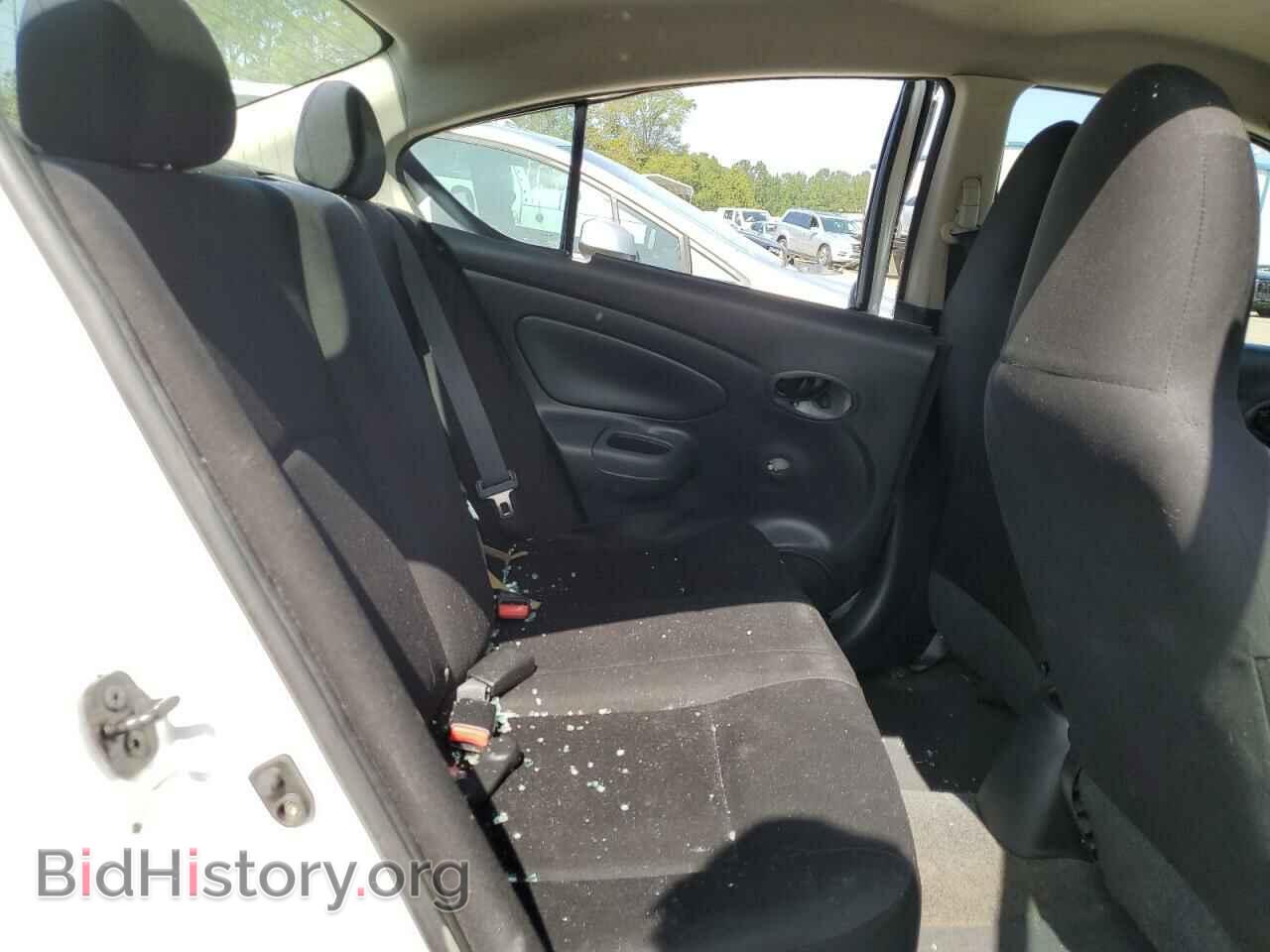 2013 NISSAN VERSA - VIN: 3N1CN7AP1DL868622 - Фото 10