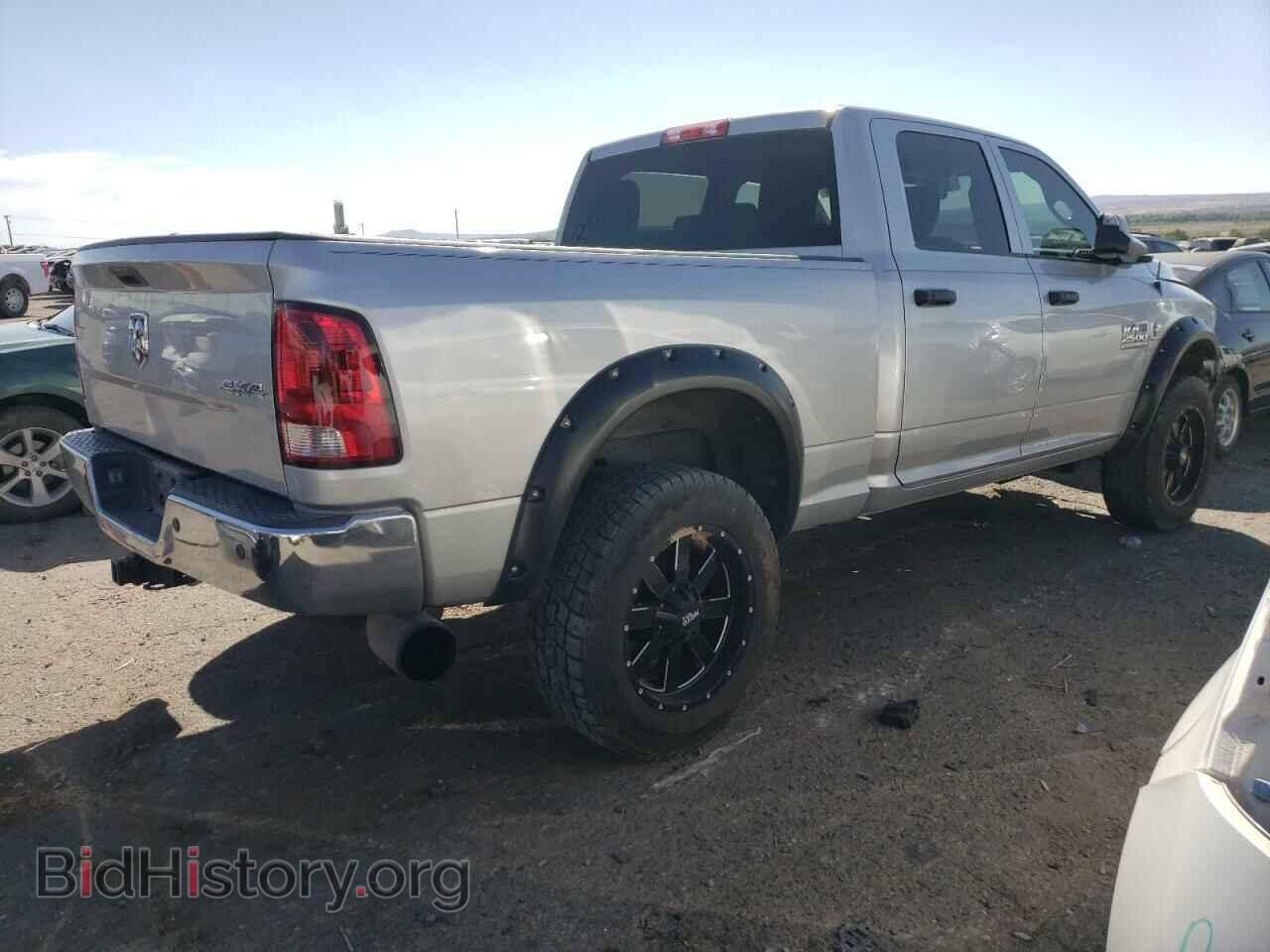 2017 RAM All Models - VIN: 3C6UR5CL6HG554247 - Photo 3