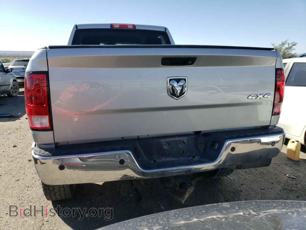 2017 RAM All Models - VIN: 3C6UR5CL6HG554247 - Photo 6