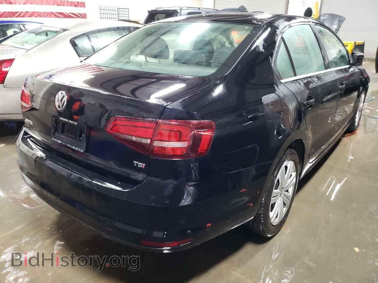 2017 VOLKSWAGEN JETTA - VIN: 3VW2B7AJ4HM414164 - Фото 4
