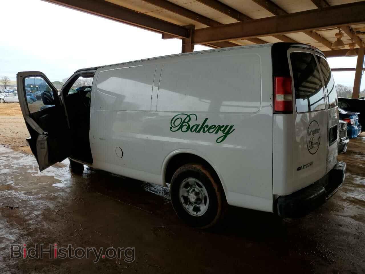 2007 CHEVROLET EXPRESS - VIN: 1GCFG15X571240084 - Фото 2