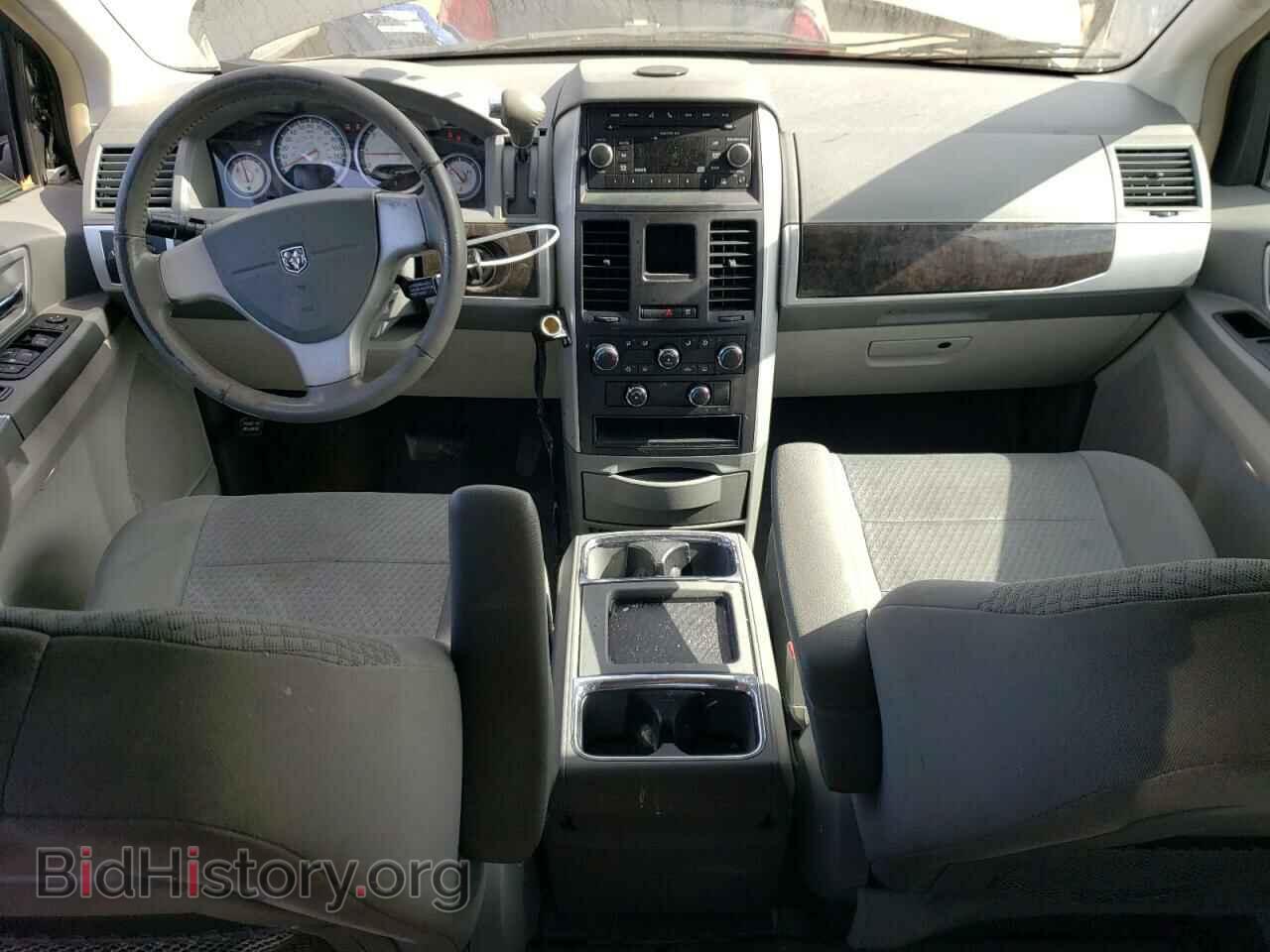2010 DODGE CARAVAN - VIN: 2D4RN5D13AR396234 - Фото 8
