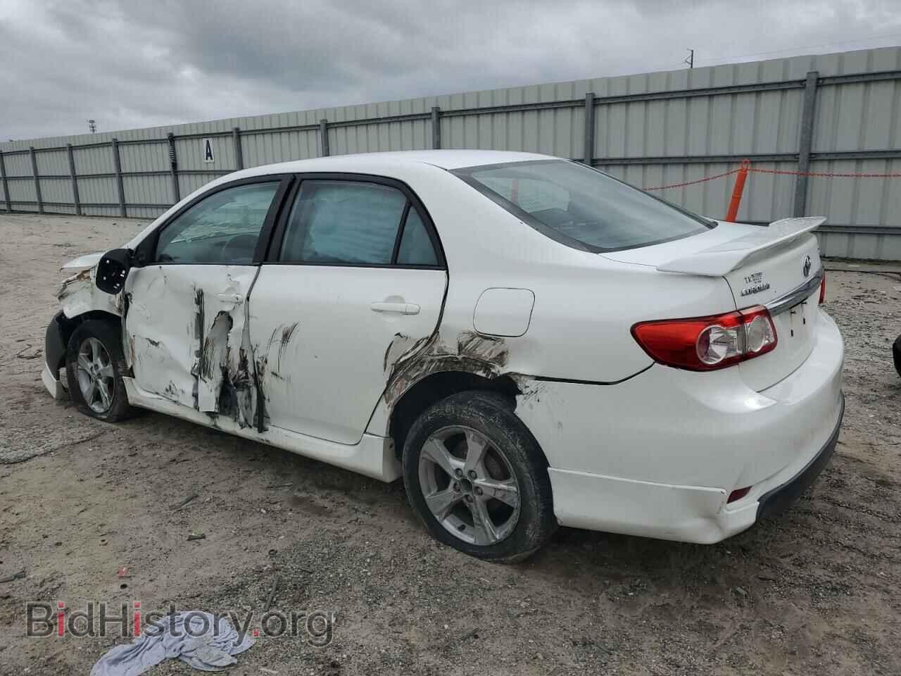 2011 TOYOTA COROLLA - VIN: 2T1BU4EE3BC690005 - Фото 2