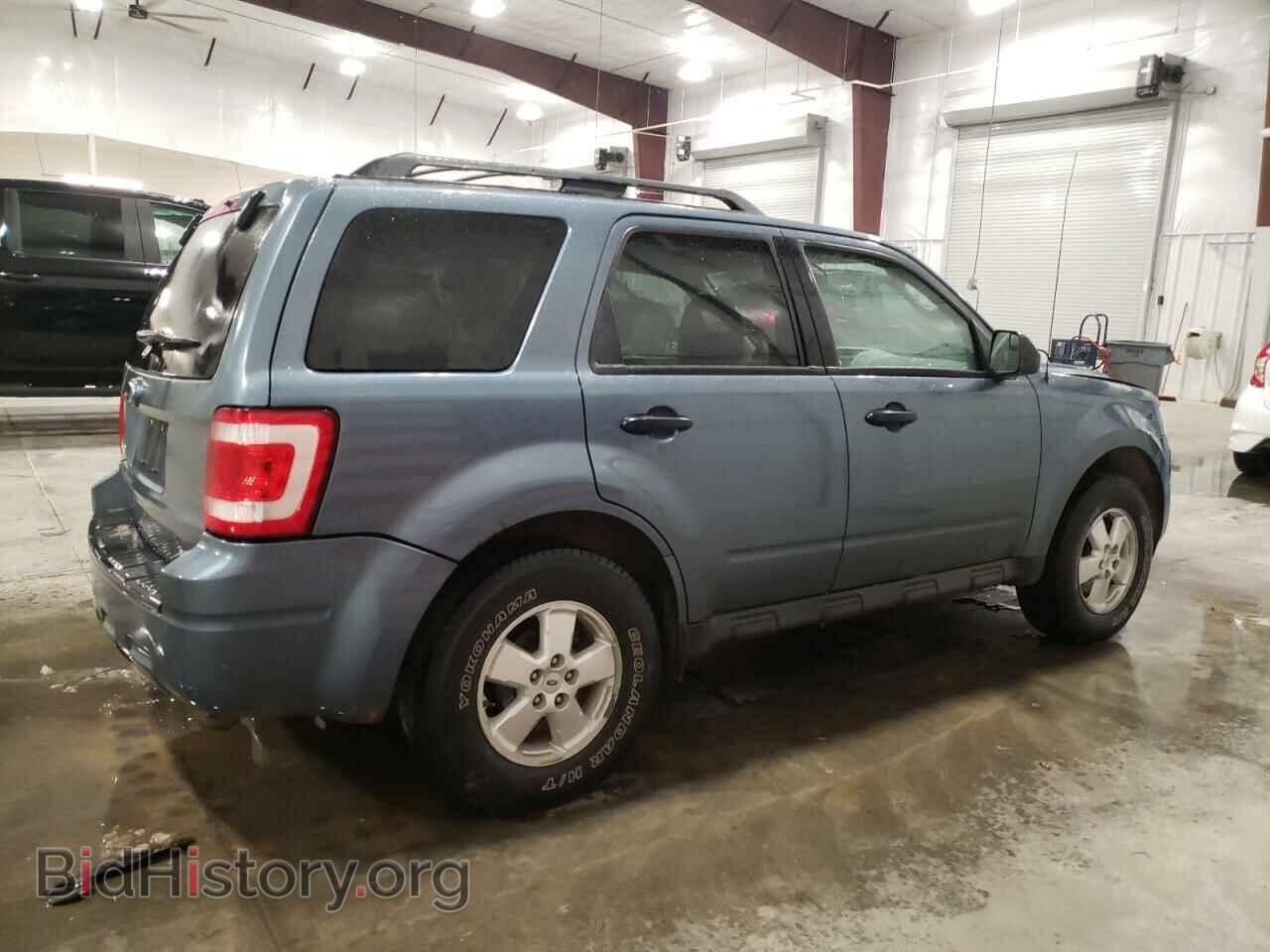 2010 FORD ESCAPE - VIN: 1FMCU9D73AKC22417 - Фото 3