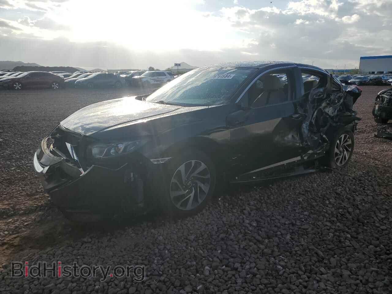2018 HONDA CIVIC - VIN: 2HGFC2F77JH515397 - Фото 2