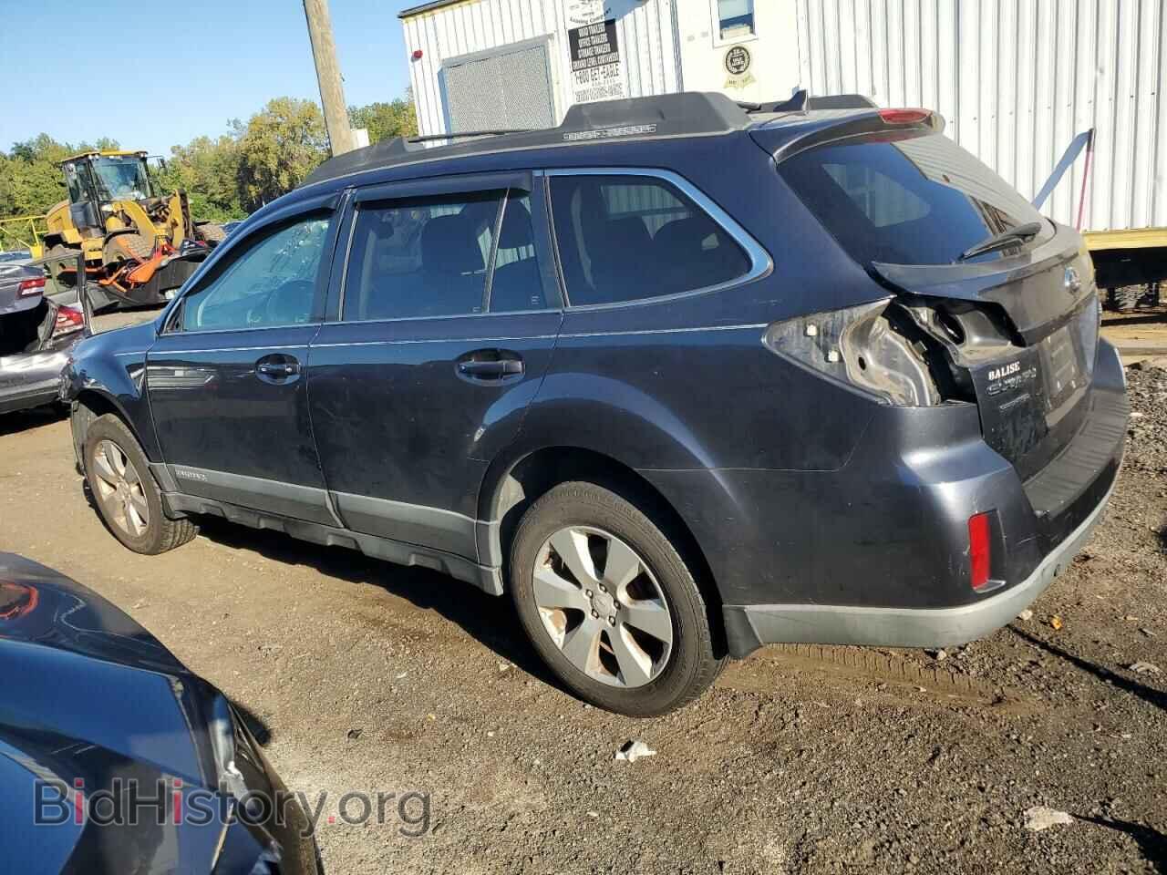 2011 SUBARU OUTBACK - VIN: 4S4BRBLC4B3327496 - Фото 2