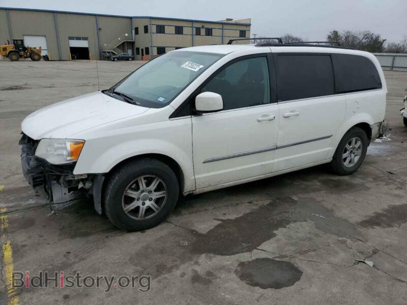 2011 Chrysler MINIVAN Town & COU (VIN 2A4RR5DG3BR718503) — photo 1 of 13, Copart, damage: front end