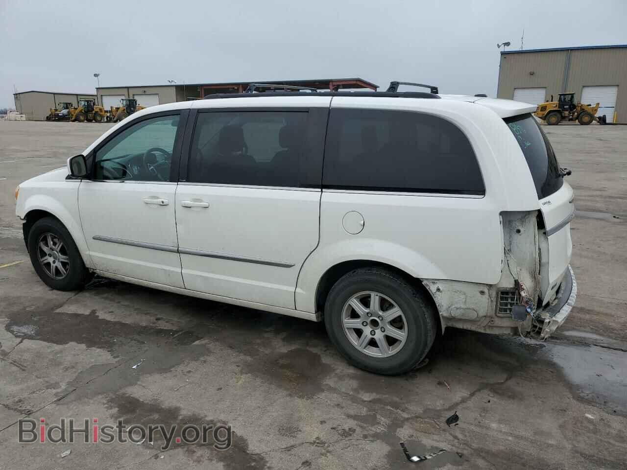 2011 CHRYSLER MINIVAN - VIN: 2A4RR5DG3BR718503 - Фото 2