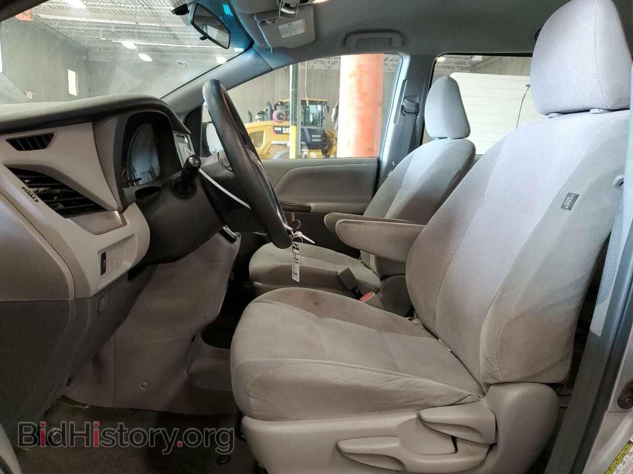 2017 TOYOTA All Models - VIN: 5TDZZ3DC5HS887493 - Фото 7