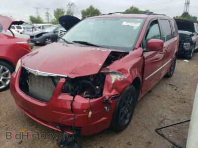 2010 Chrysler MINIVAN Touring Plus, красный — VIN 2A4RR8D14AR386969, Copart