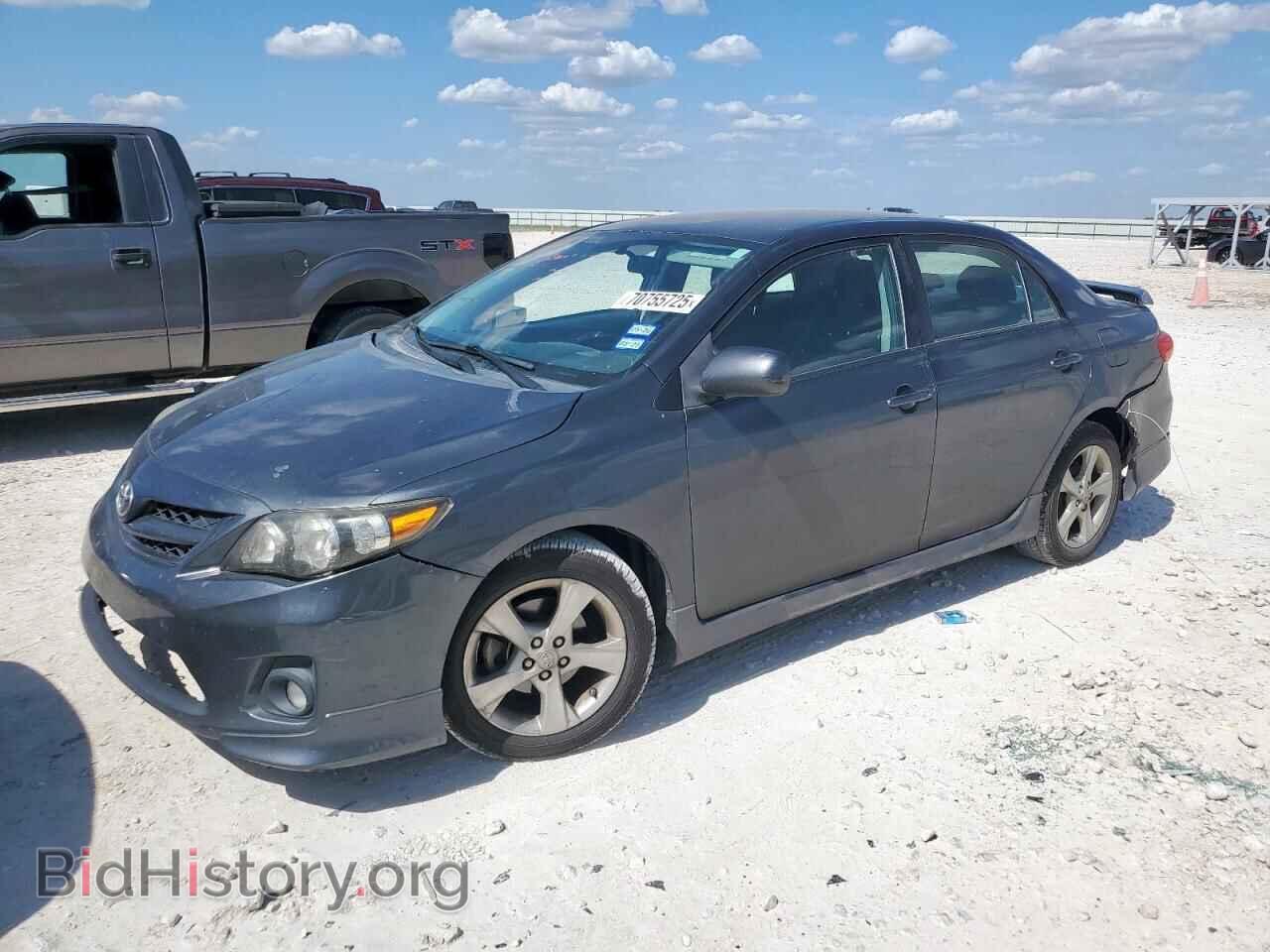 Photo 2T1BU4EE3BC613666 - TOYOTA COROLLA 2011