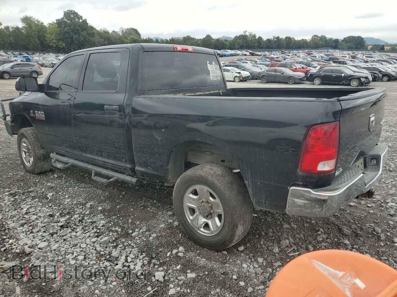 2014 RAM All Models - VIN: 3C6UR5CL3EG322412 - Фото 2