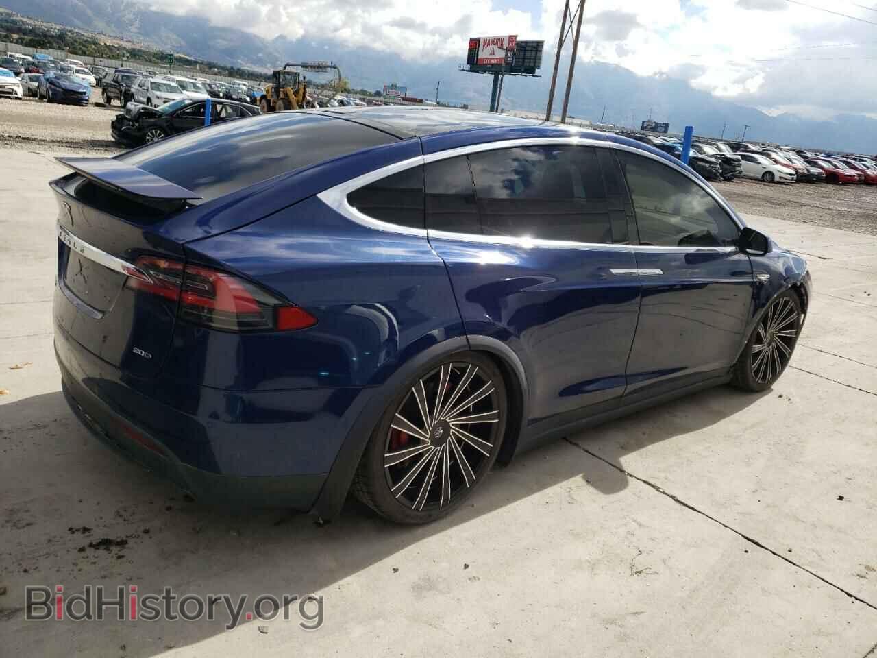 2016 TESLA MODEL X - VIN: 5YJXCBE28GF006782 - Photo 3