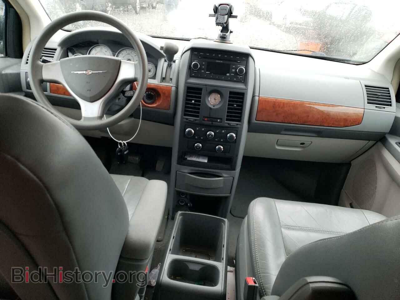 2008 CHRYSLER MINIVAN - VIN: 2A8HR44H98R757750 - Фото 10