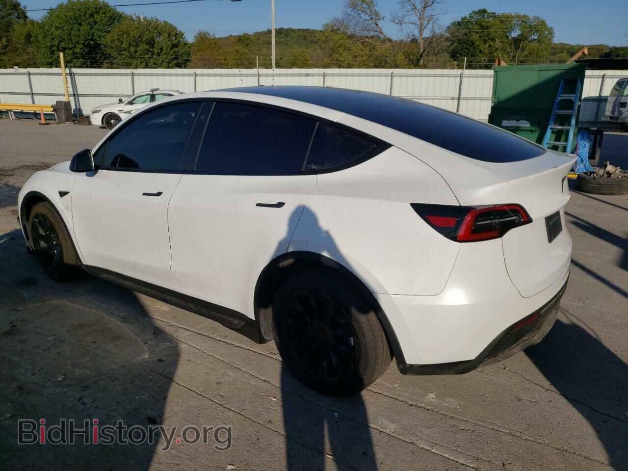 2022 TESLA MODEL Y - VIN: 7SAYGDEE8NA010813 - Фото 2