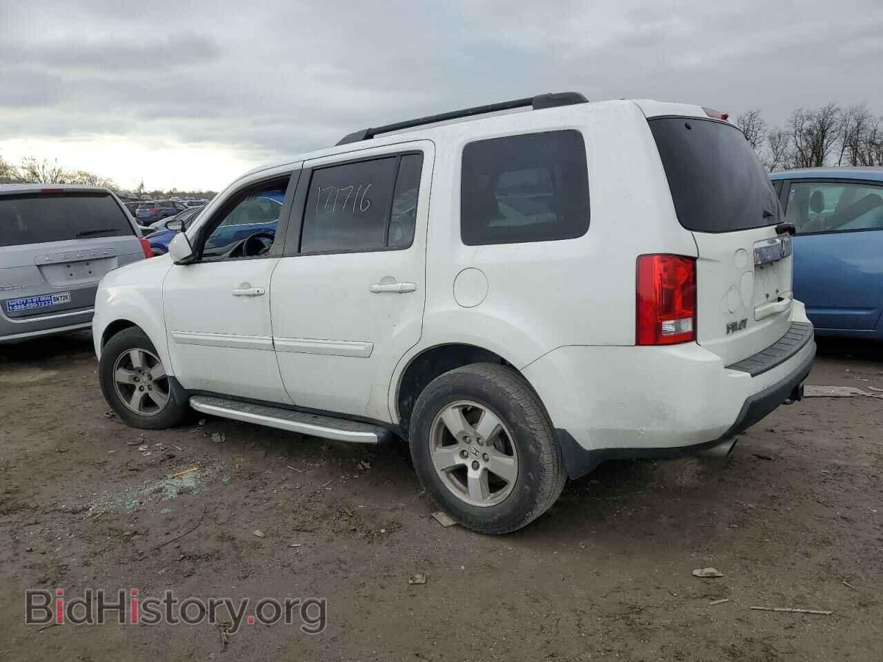 2011 HONDA PILOT - VIN: 5FNYF4H79BB028281 - Фото 2