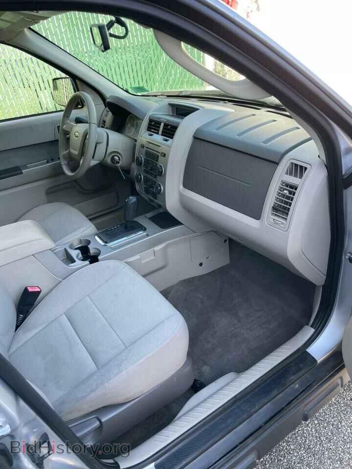 2010 FORD ESCAPE - VIN: 1FMCU9D75AKC42765 - Фото 5