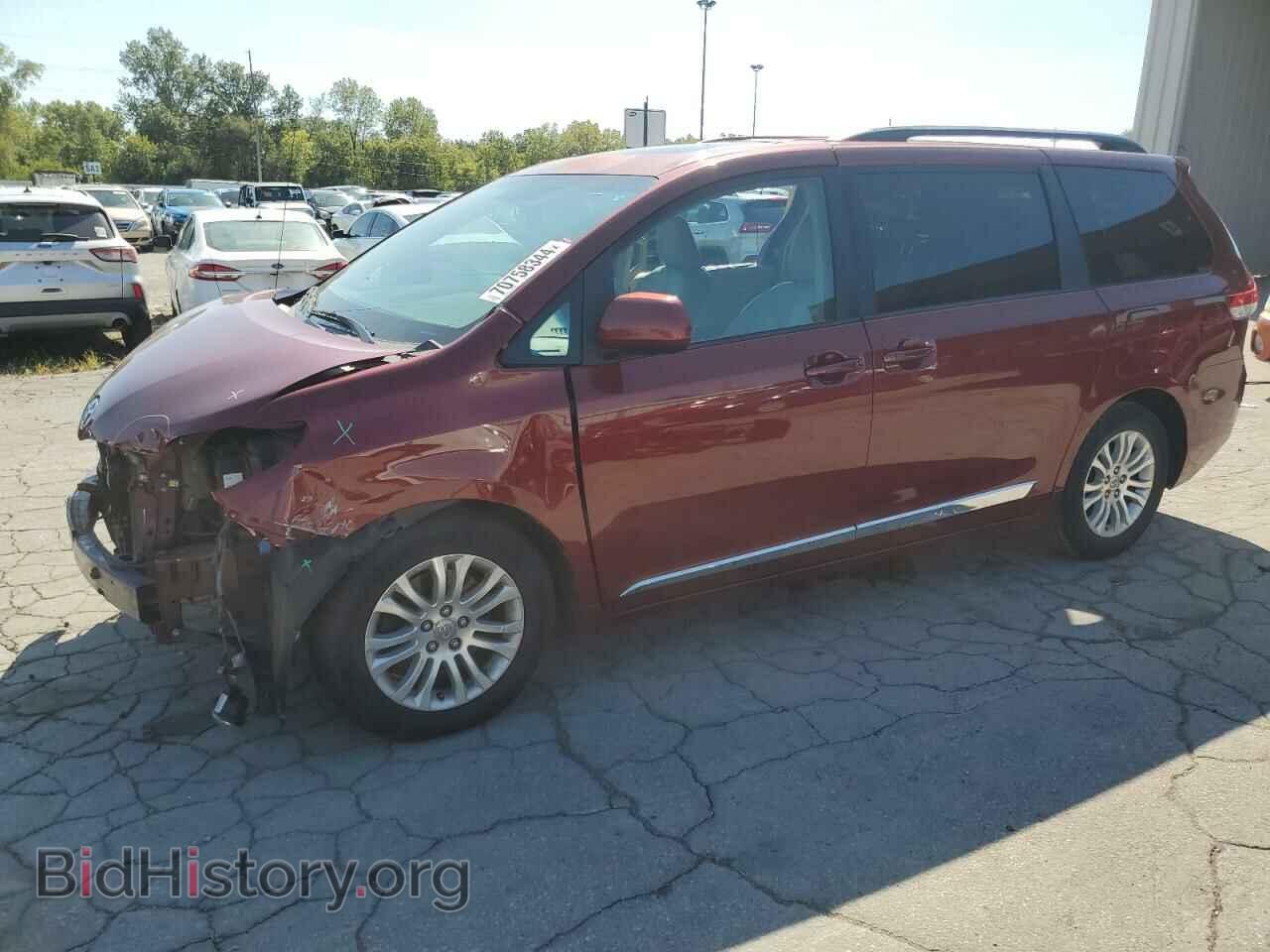 Фотография 5TDYK3DC0BS112915 - TOYOTA All Models 2011