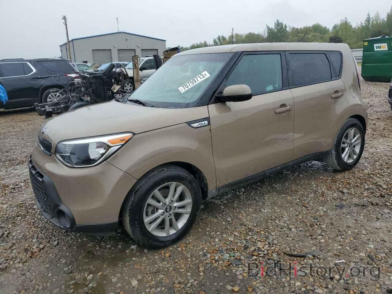 Report KNDJN2A27G7331404 KIA SOUL 2016 TAN GAS - price and damage history