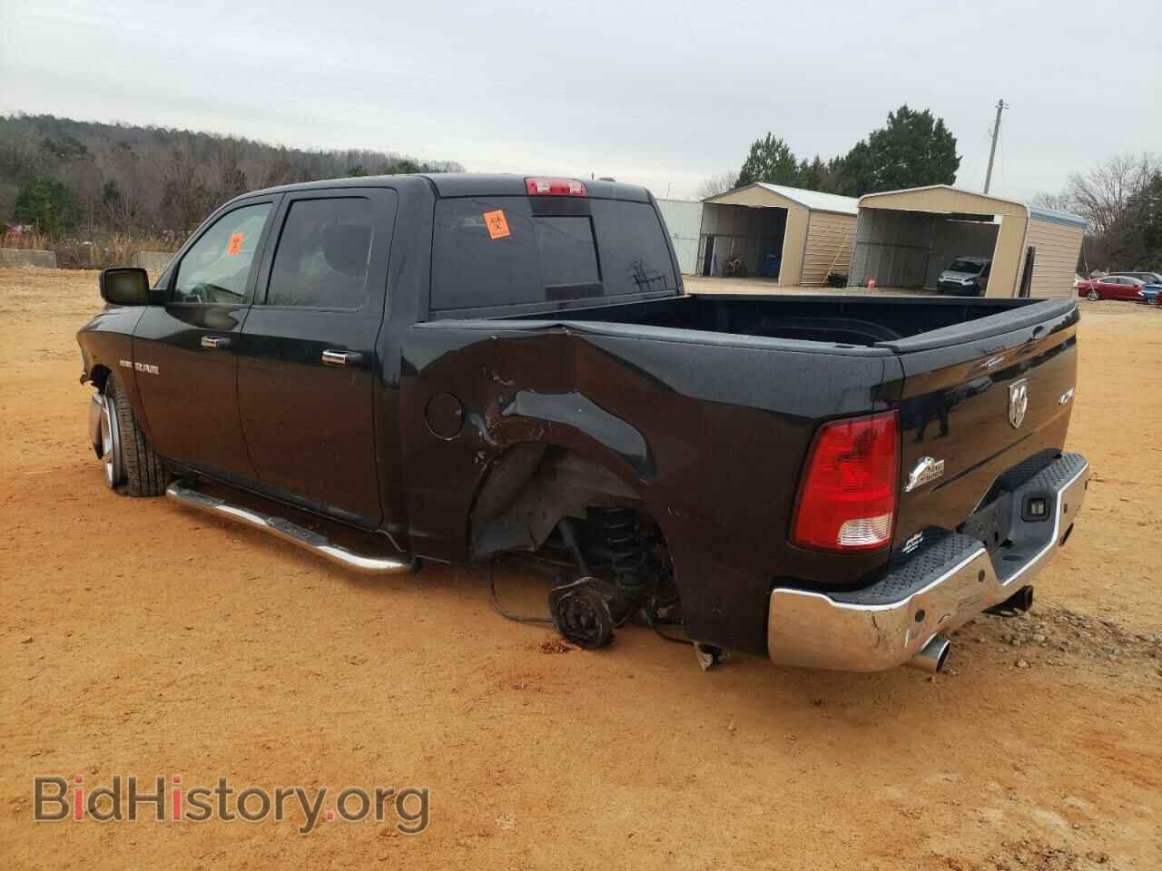2010 DODGE RAM 1500 - VIN: 1D7RV1CT2AS103100 - Фото 2