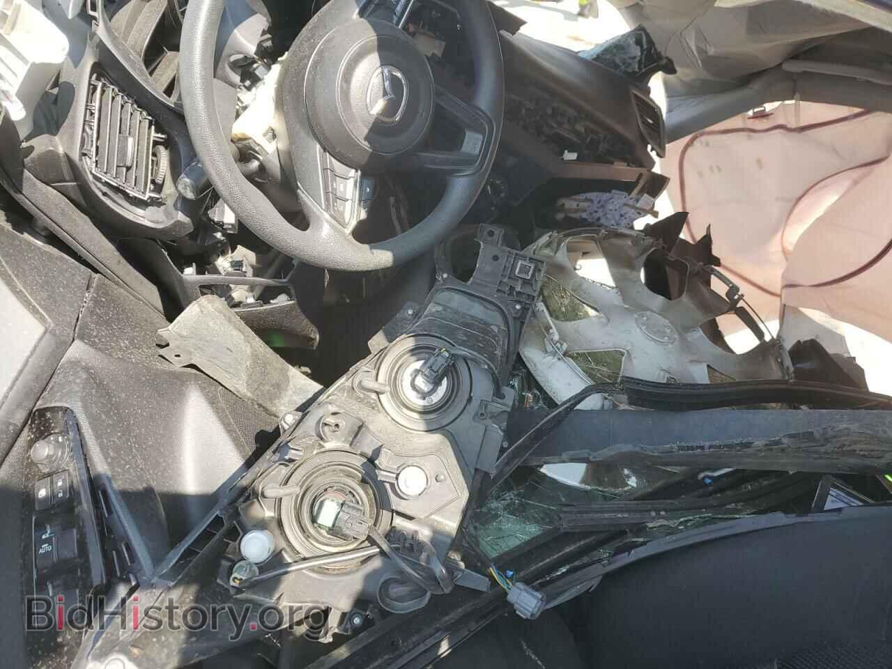 2018 MAZDA 3 - VIN: 3MZBN1U73JM210563 - Фото 8