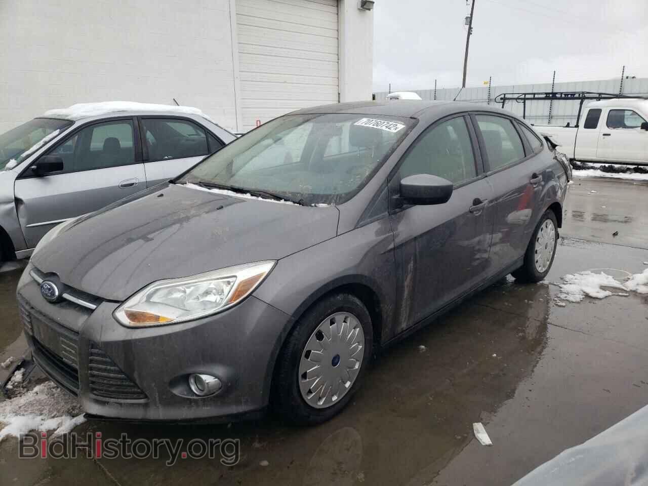 Фотография 1FAHP3F24CL139744 - FORD FOCUS 2012