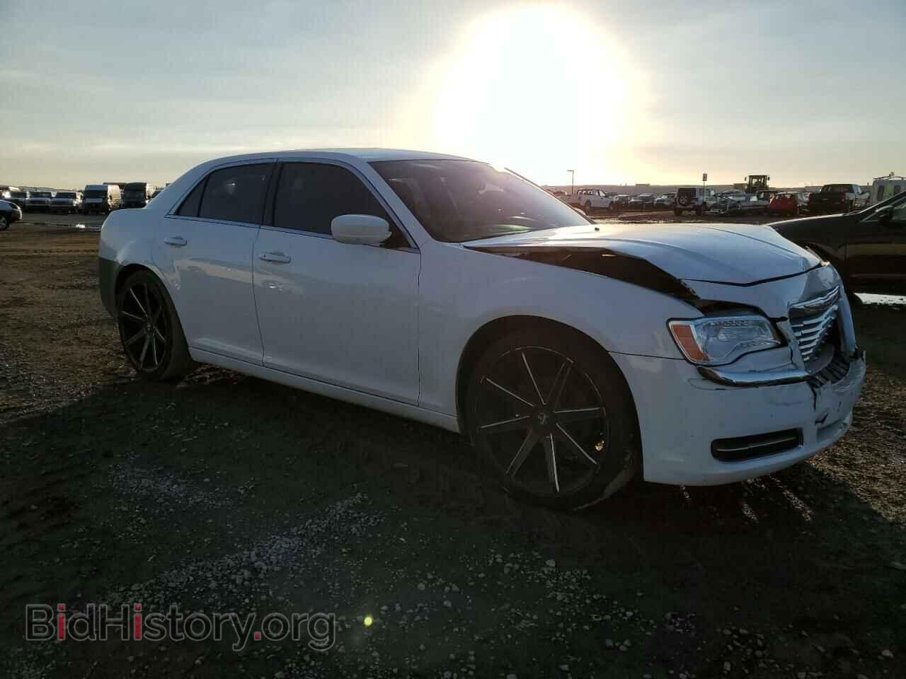2013 CHRYSLER 300 - VIN: 2C3CCAAG7DH698571 - Фото 4