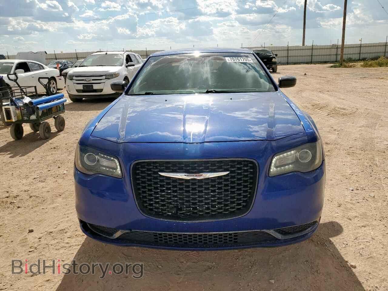 2019 CHRYSLER 300 - VIN: 2C3CCARG8KH581213 - Фото 5
