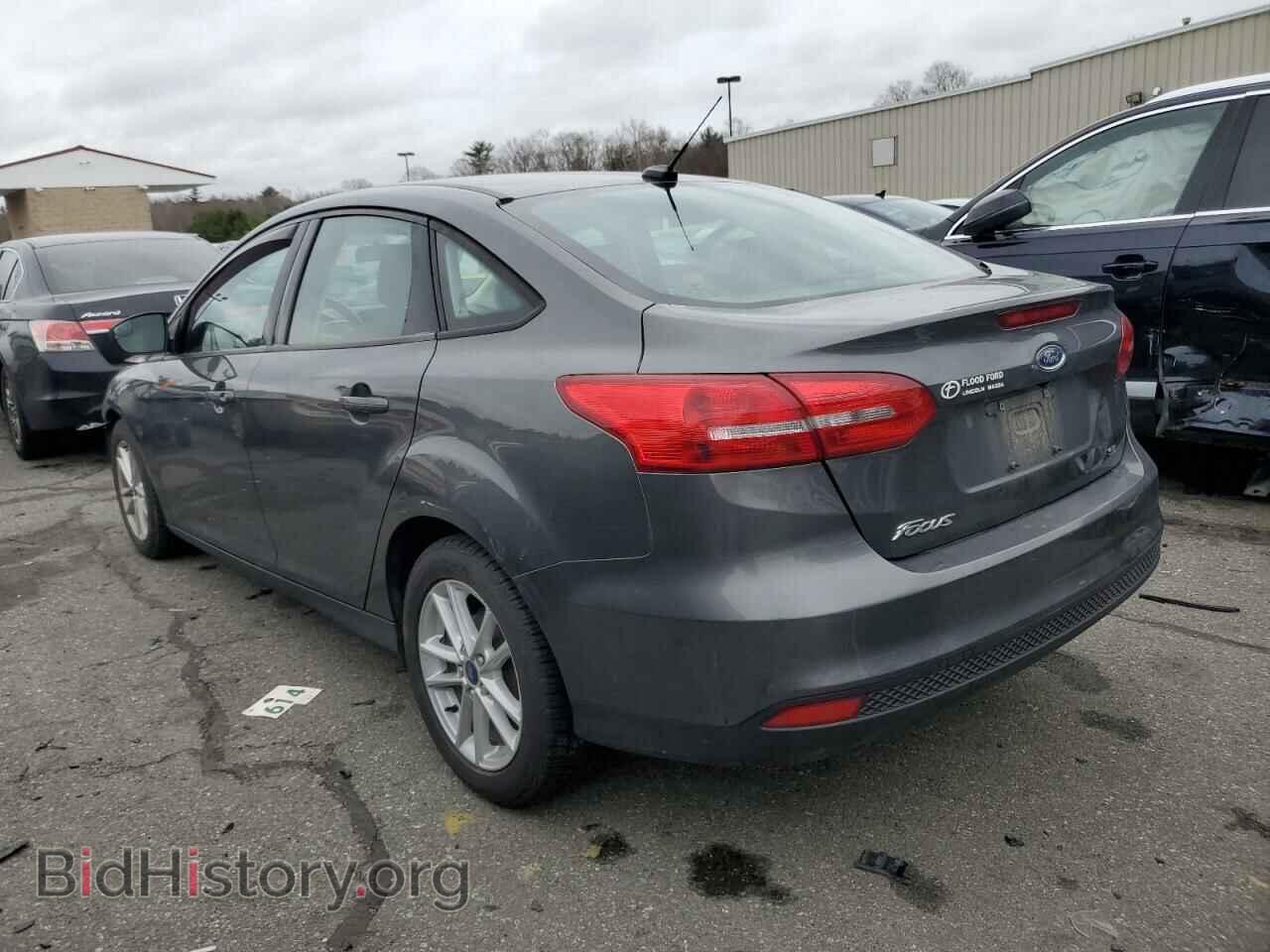 2018 FORD FOCUS - VIN: 1FADP3F25JL297909 - Фото 2