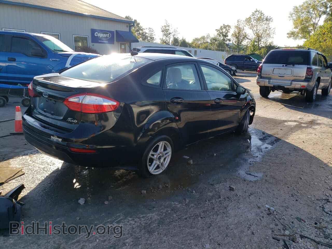 2018 FORD FIESTA - VIN: 3FADP4BJ9JM146041 - Фото 3