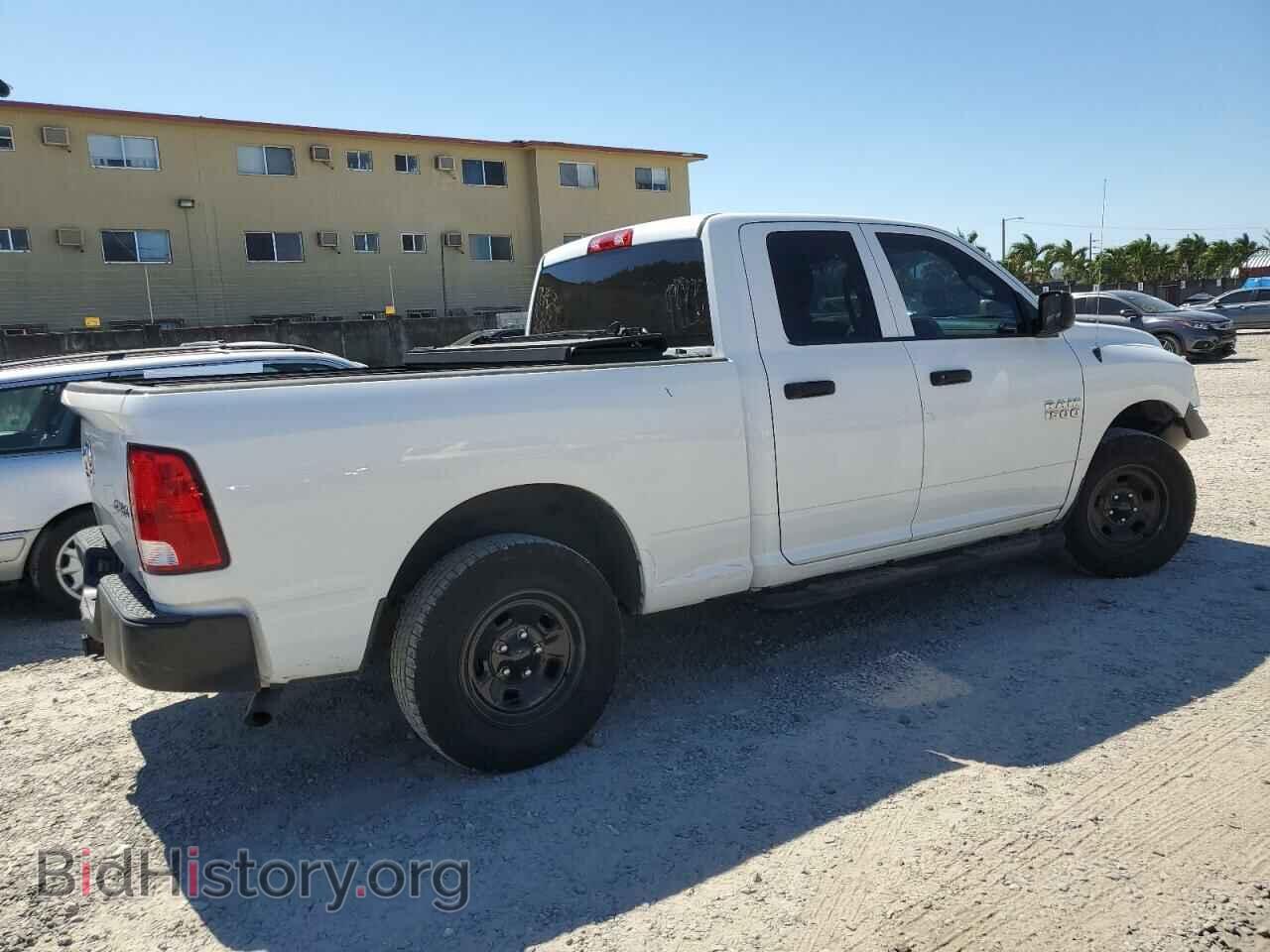 2017 RAM 1500 - VIN: 1C6RR7FG2HS660932 - Фото 3